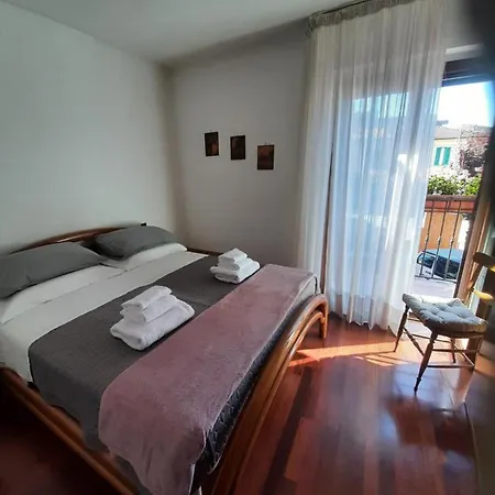 La Casa Di Walter E Rosa 桑格罗堡