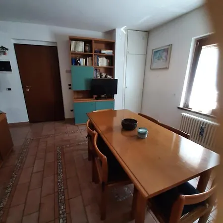 La Casa Di Walter E Rosa 桑格罗堡